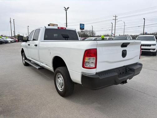 2023 RAM 2500 Tradesman Crew Cab 4x4 8' Box