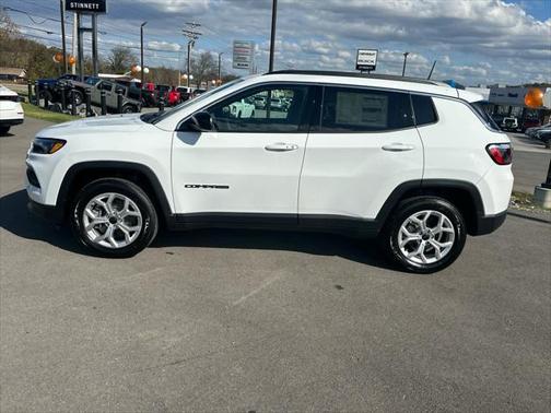 2025 Jeep Compass Latitude