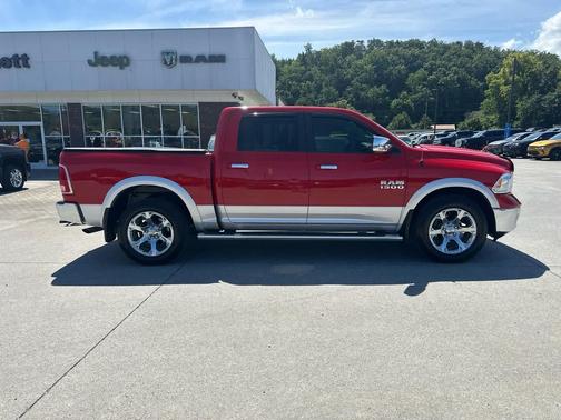 2016 RAM 1500 Laramie