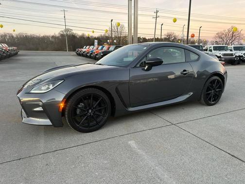 2024 Toyota GR86 Premium