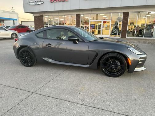 2024 Toyota GR86 Premium