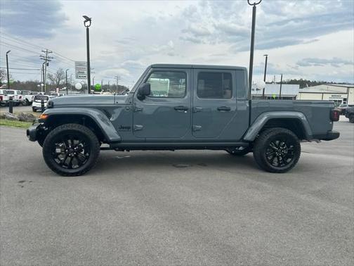 2025 Jeep Gladiator Nighthawk