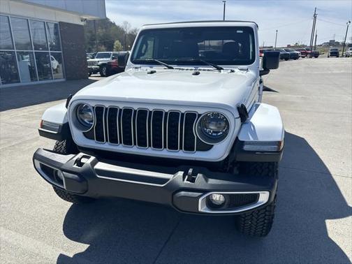 2024 Jeep Wrangler 4-Door Sahara 4x4