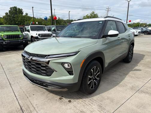 Cacti Green 2025 Chevrolet Trailblazer ACTIV