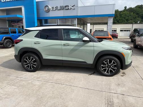 Cacti Green 2025 Chevrolet Trailblazer ACTIV