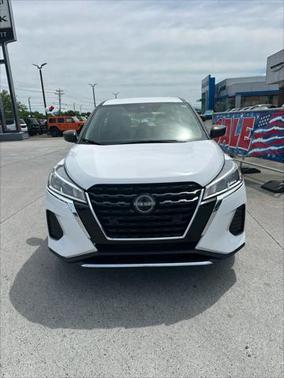 2022 Nissan Kicks S
