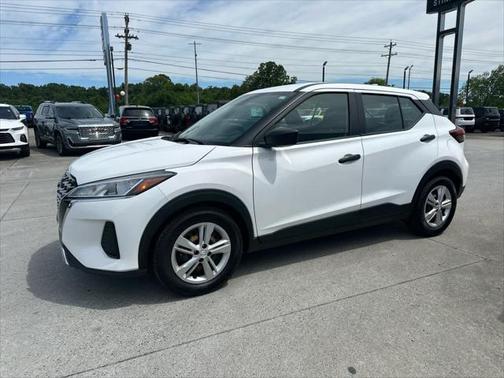 2022 Nissan Kicks S
