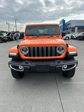 2025 Jeep Wrangler 4-Door Sahara 4x4