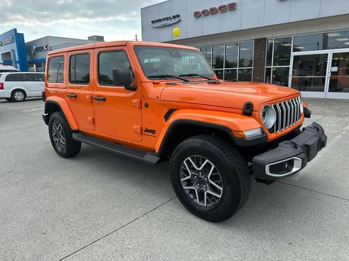 2025 Jeep Wrangler 4-Door Sahara 4x4