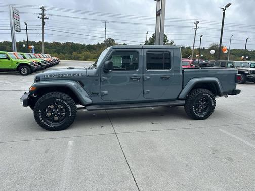 2025 Jeep Gladiator High Tide