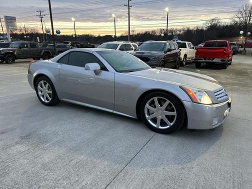 2005 Cadillac XLR Base