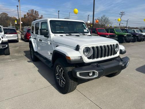 2025 Jeep Wrangler 4-Door Sahara 4x4