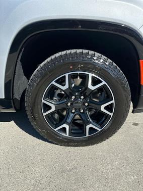 2025 Jeep Wagoneer Series II Overland 4x4