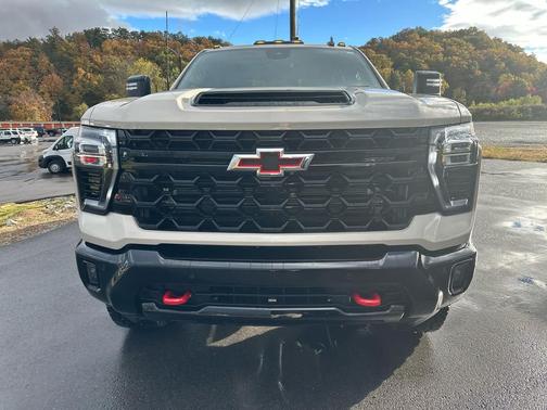 2026 Chevrolet Silverado 2500 ZR2