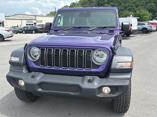 Reign 2026 Jeep Wrangler Sport