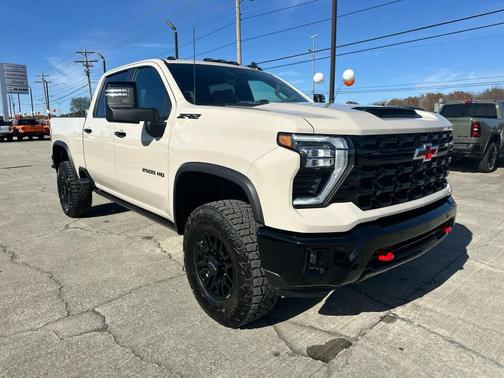 2026 Chevrolet Silverado 2500 Crew Cab, Standard Bed, XR2, 4WD