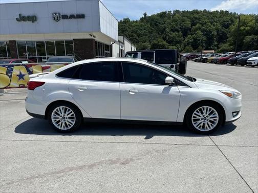 2017 Ford Focus Titanium