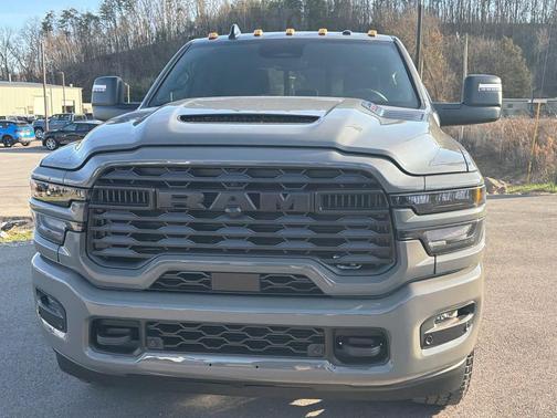 2026 RAM 2500 Black Express Crew Cab 4x4 6'4' Box