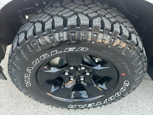 2025 RAM 1500 Warlock Crew Cab 4x4 5'7' Box