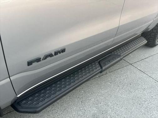 2025 RAM 1500 Warlock Crew Cab 4x4 5'7' Box