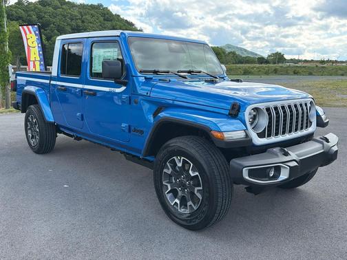 Hydro Blue Pearlcoat 2026 Jeep Gladiator Sahara 4x4