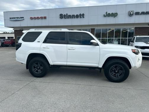 2017 Toyota 4Runner SR5
