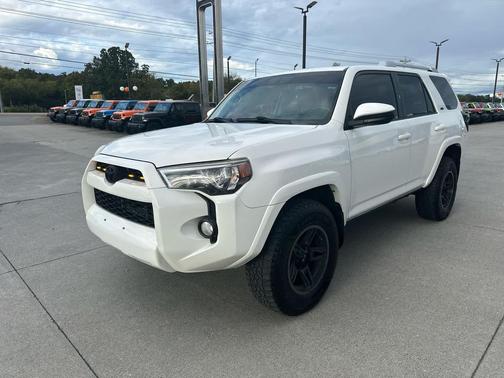 2017 Toyota 4Runner SR5