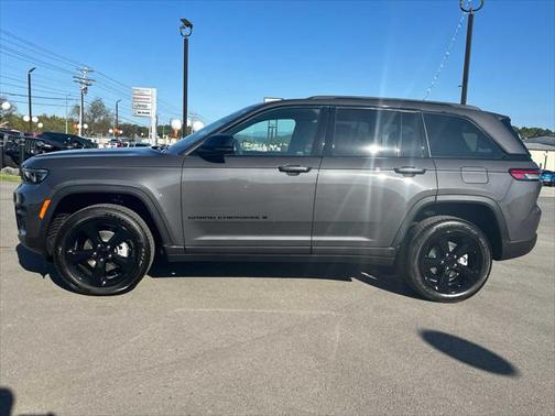 2025 Jeep Grand Cherokee Altitude