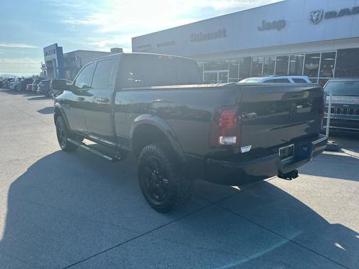 2018 RAM 3500 Laramie Crew Cab 4x4 6'4' Box