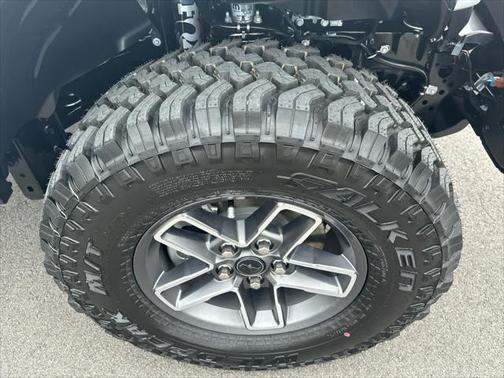 2025 Jeep Gladiator Mojave X