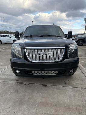 2013 GMC Yukon XL 2500 SLT