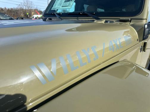 2025 Jeep Wrangler 4xe Willys