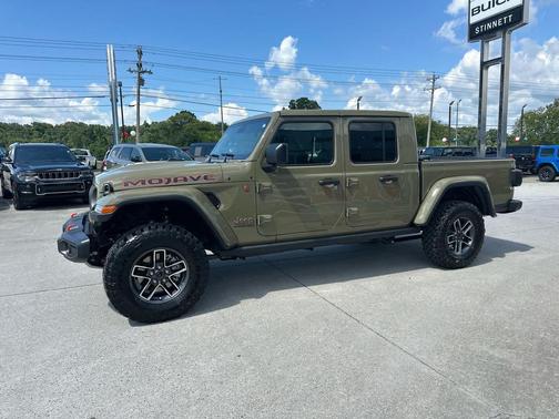 2025 Jeep Gladiator Mojave