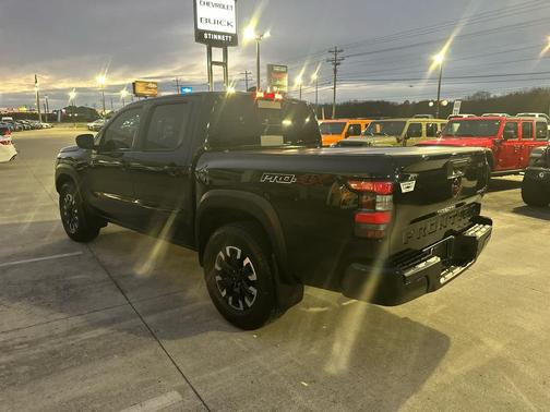 2024 Nissan Frontier PRO-4X