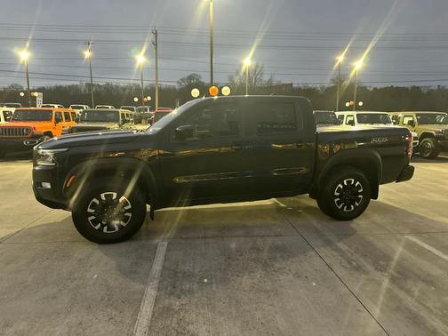 2024 Nissan Frontier PRO-4X