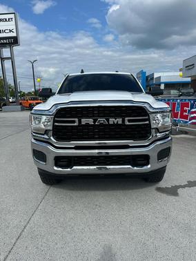 2022 RAM 2500 Big Horn Crew Cab 4x4 6'4' Box