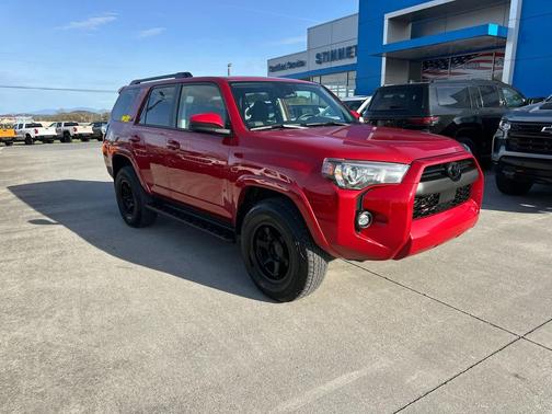2024 Toyota 4Runner SR5