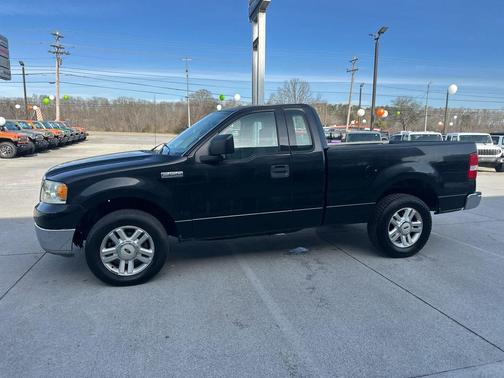 2004 Ford F-150 XL