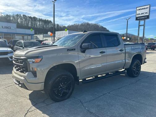 2023 Chevrolet Silverado 1500 Custom Trail Boss