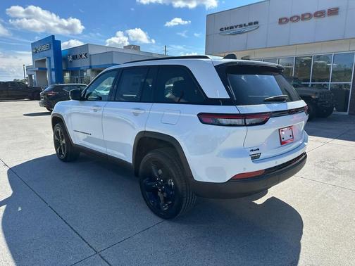 2025 Jeep Grand Cherokee Altitude