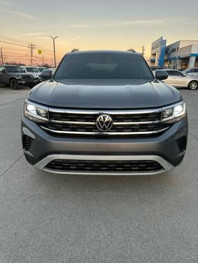 2022 Volkswagen Atlas 3.6L SE w/Technology