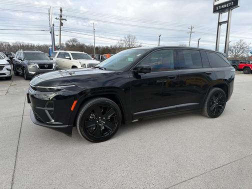 2024 Jeep Wagoneer S Launch Edition