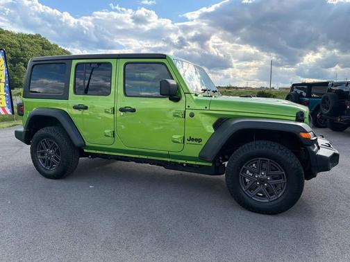 Mojito Clearcoat 2026 Jeep Wrangler Sport