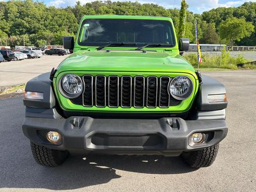 Mojito Clearcoat 2026 Jeep Wrangler Sport