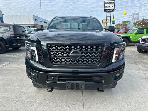 2019 Nissan Titan XD SV