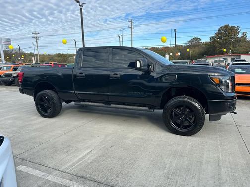 2019 Nissan Titan XD SV
