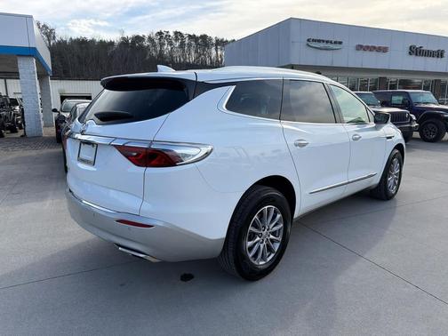 2023 Buick Enclave Essence FWD