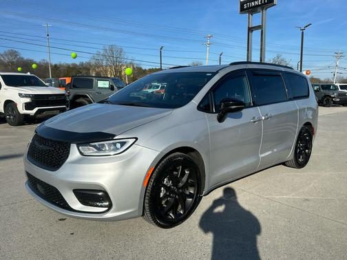 2024 Chrysler Pacifica Limited