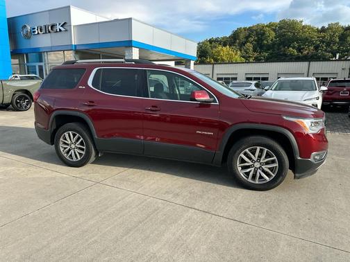 2017 GMC Acadia SLE-2