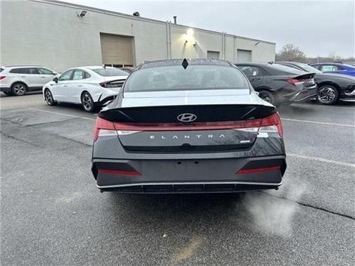 Black 2026 Hyundai ELANTRA HEV SEL Sport